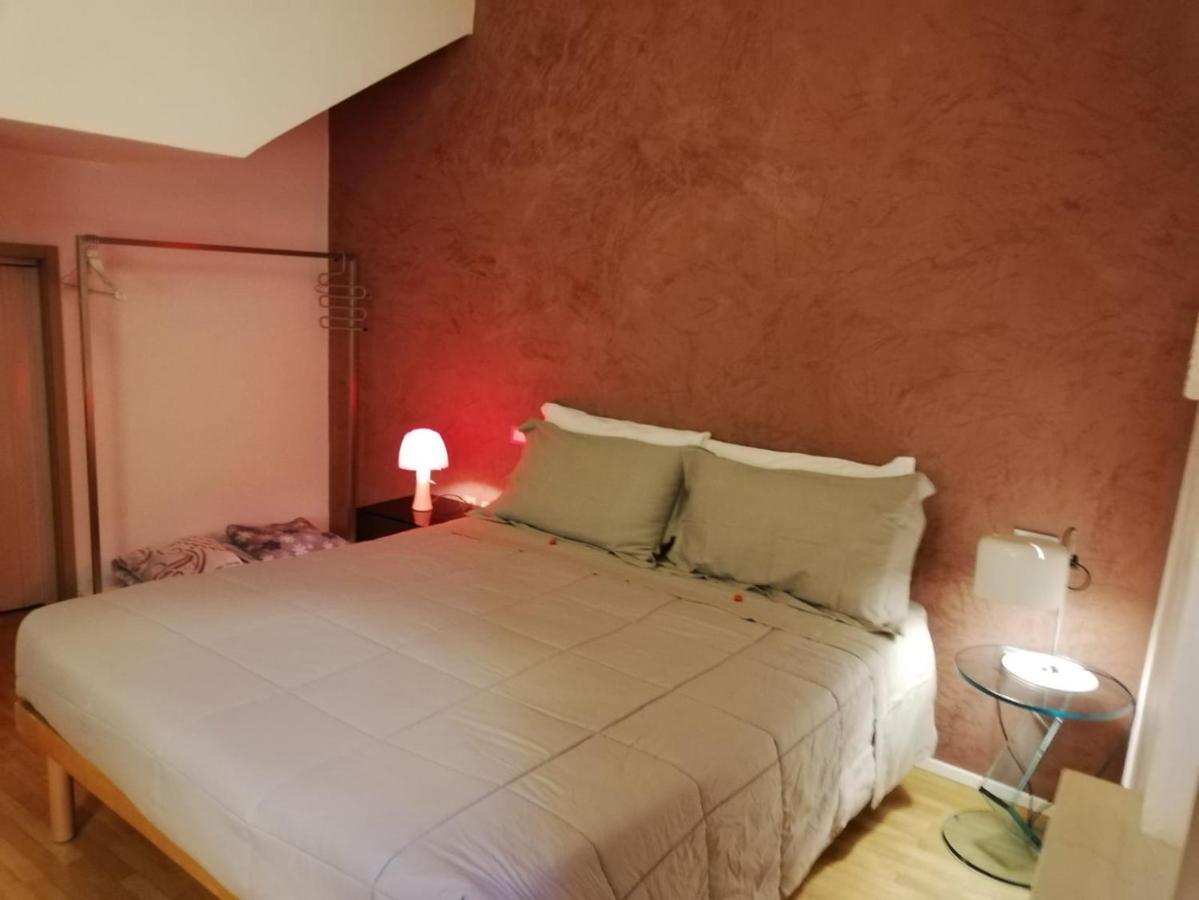 Lollo Apartment 만토바 외부 사진